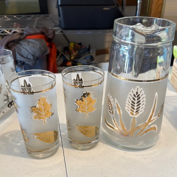 Vintage Glass Pitcher and Tumbler Set with Gold Leaf Design - Picture 1 of 7